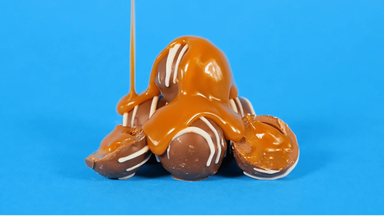 American Idol - 9 Milk Chocolate Truffles with Salted Caramel - Image 3